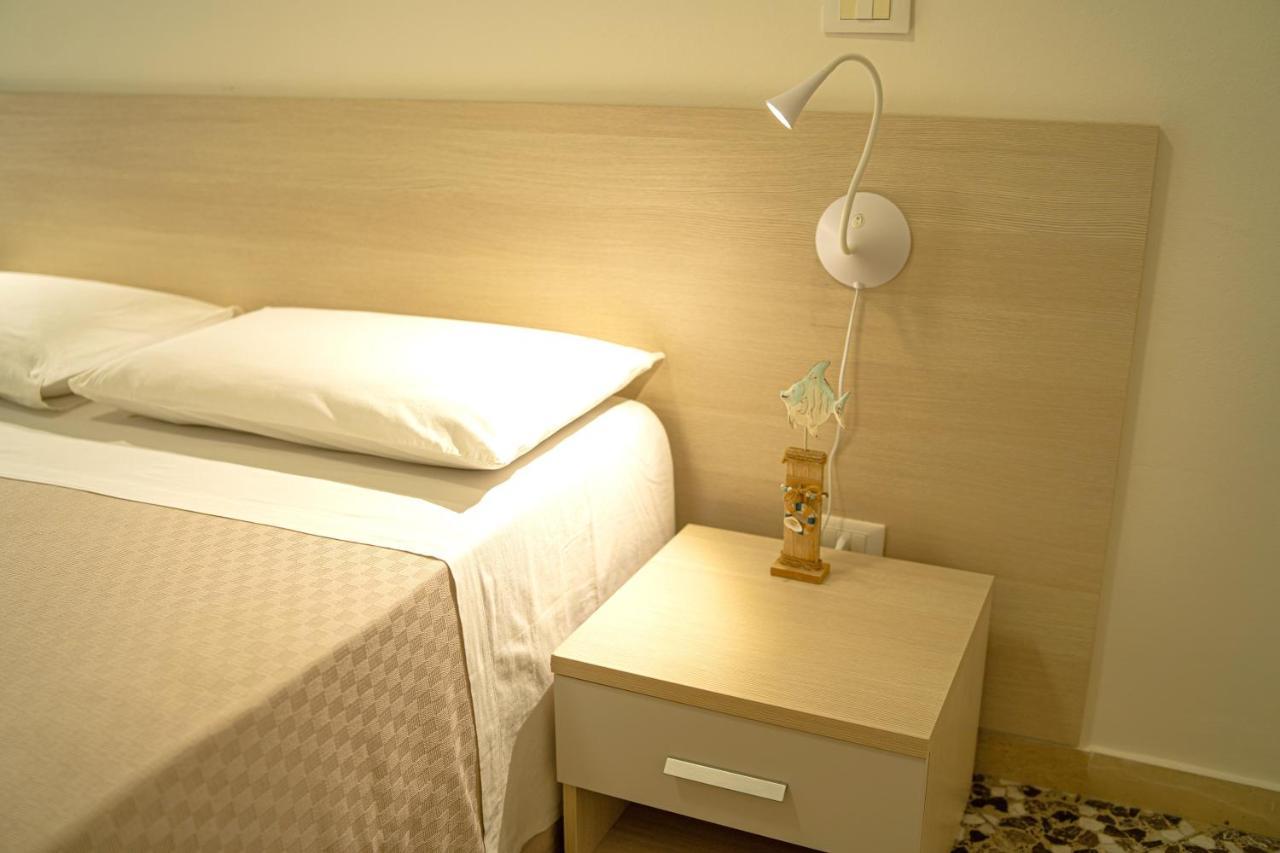 Cityflat Guest House Bari Exteriör bild