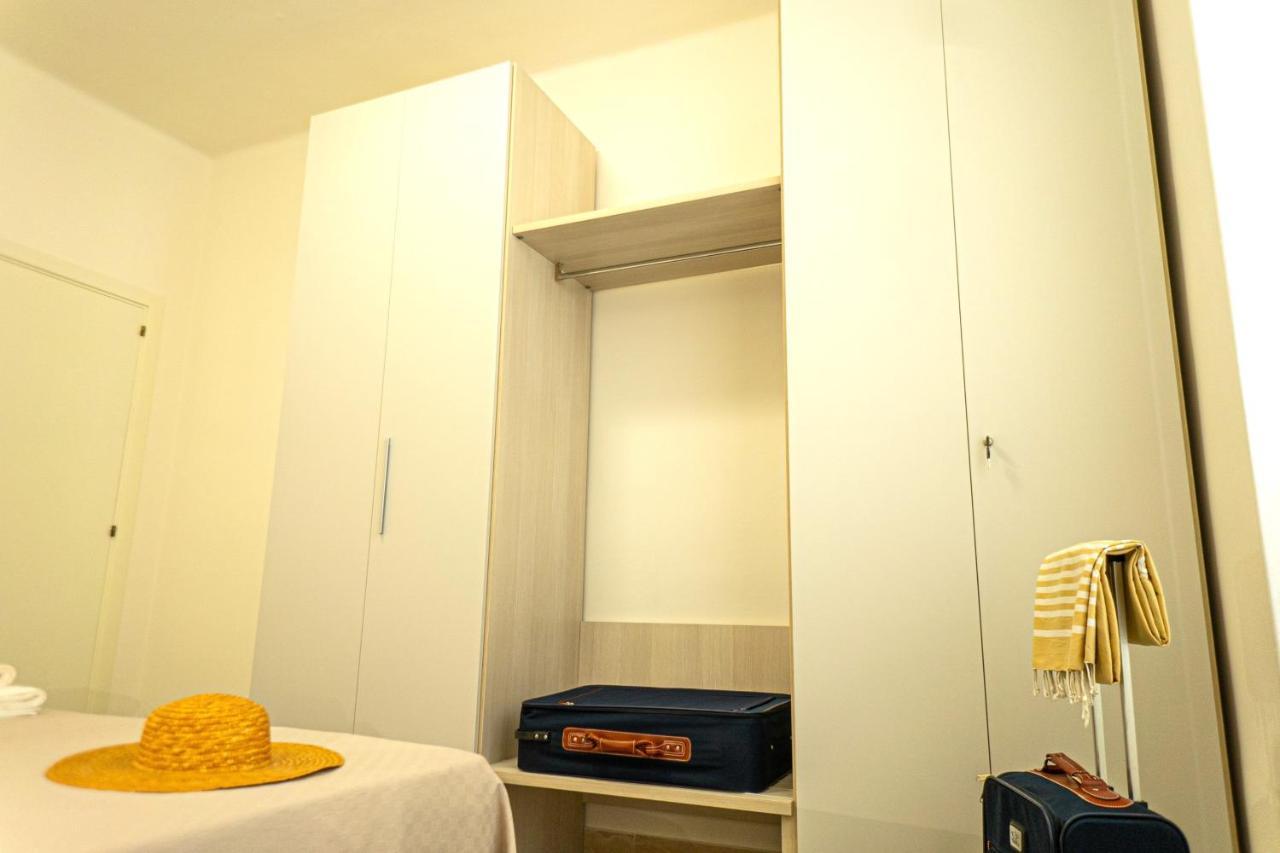 Cityflat Guest House Bari Exteriör bild